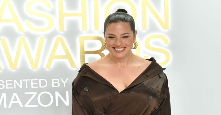 Aleksandra Plus: A Trailblazer Redefining Plus‑Size Modeling